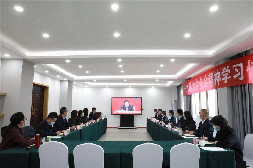 圖為項目部干.jpg 圖為項目部干.jpg