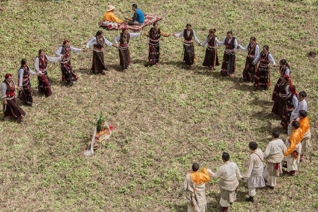 扎壩嘛呢舞.jpg 扎壩嘛呢舞.jpg